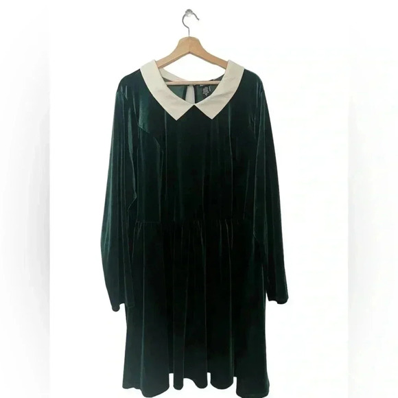 HOT TOPIC Green Velvet fairy goth  Long Sleeve Dress Plus Size 5 - Picture 6 of 6